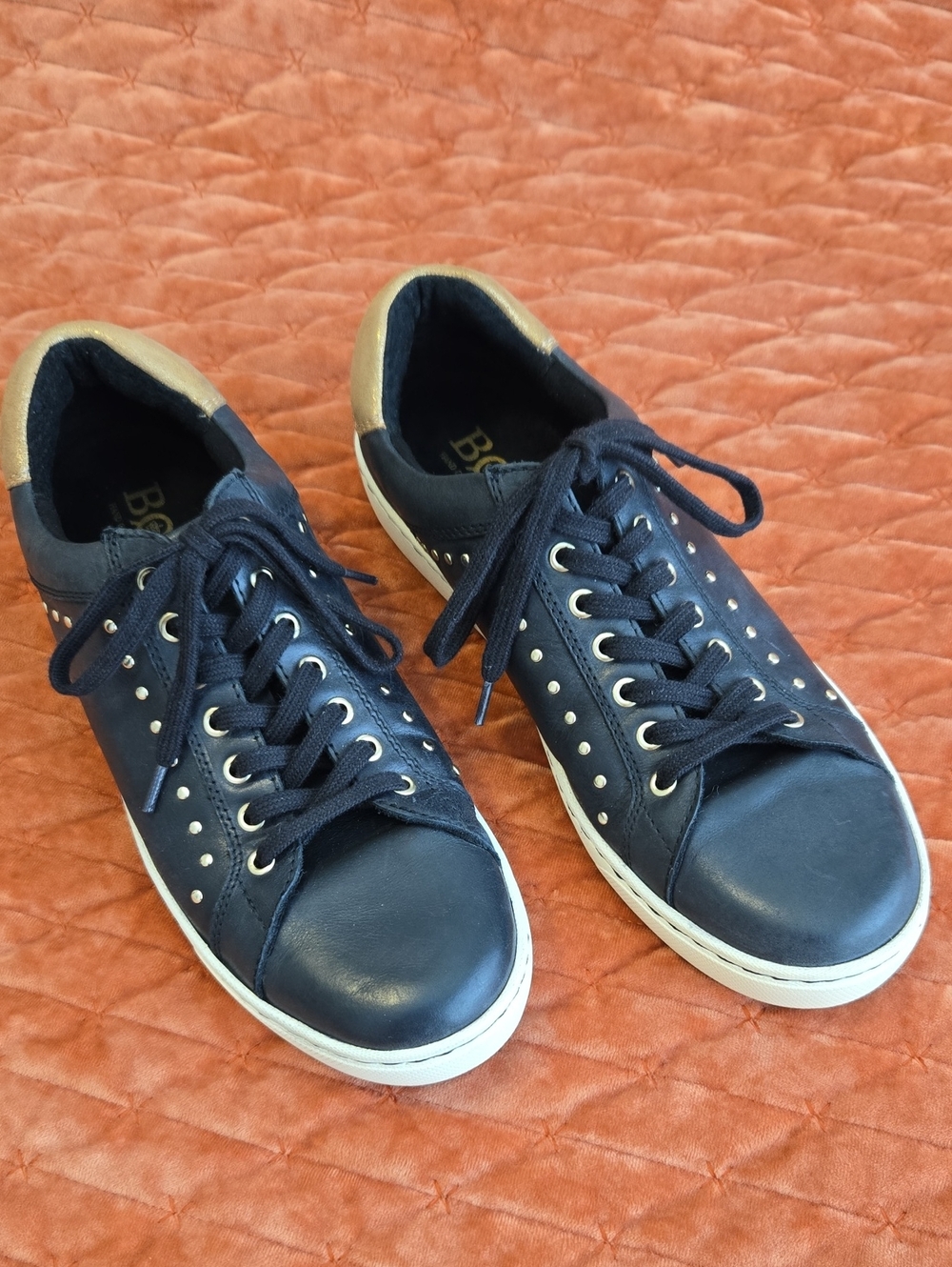 Born Sur Black Leather Studded Lace Up Sneakers Womens Size 9.5 M Excellent